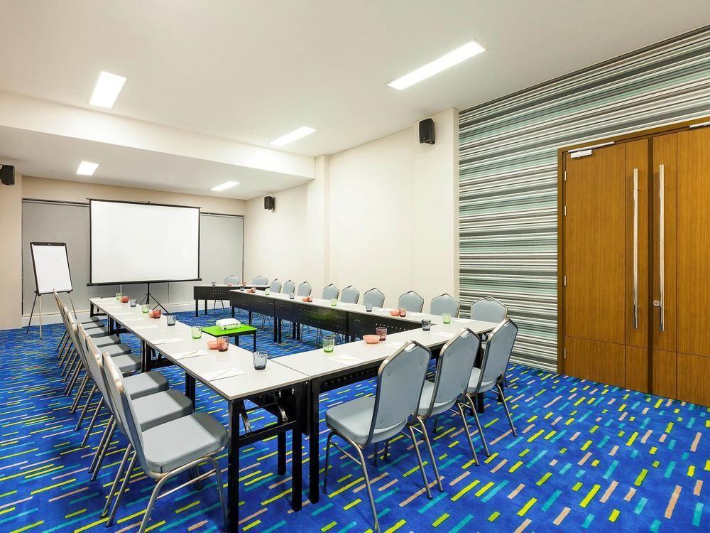Deka Hotel Surabaya Hr Muhammad Экстерьер фото