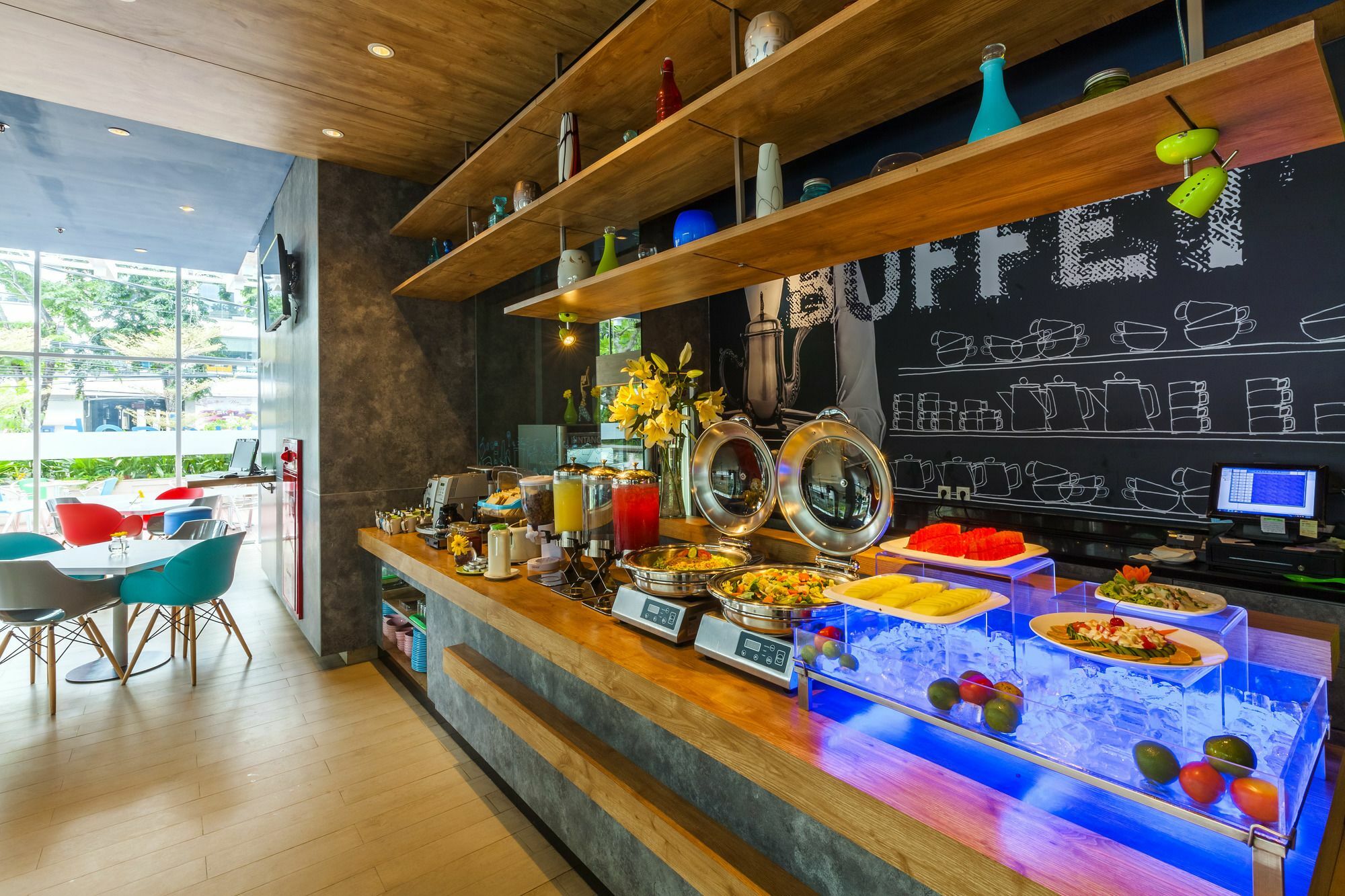 Deka Hotel Surabaya Hr Muhammad Экстерьер фото